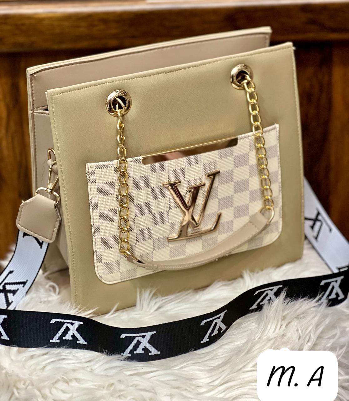 🎀 Lv Cross Body Bag For Girls with 2 Strap🎀